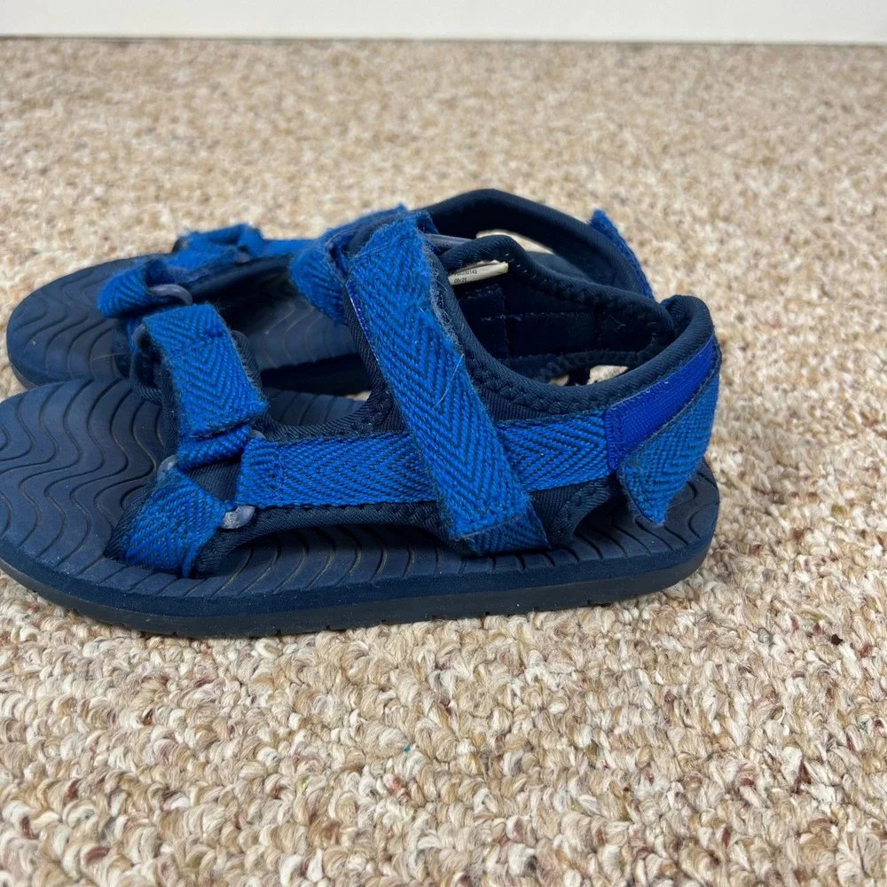 Kids Blue Strappy Sandals Chevron Pattern Hook and Loop Closure Size 12